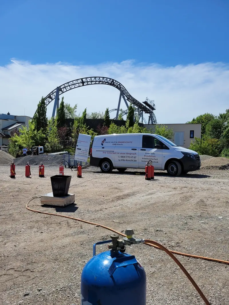 Brandversuch auf dem Gelände des Erlebnisparks Tripsdrill